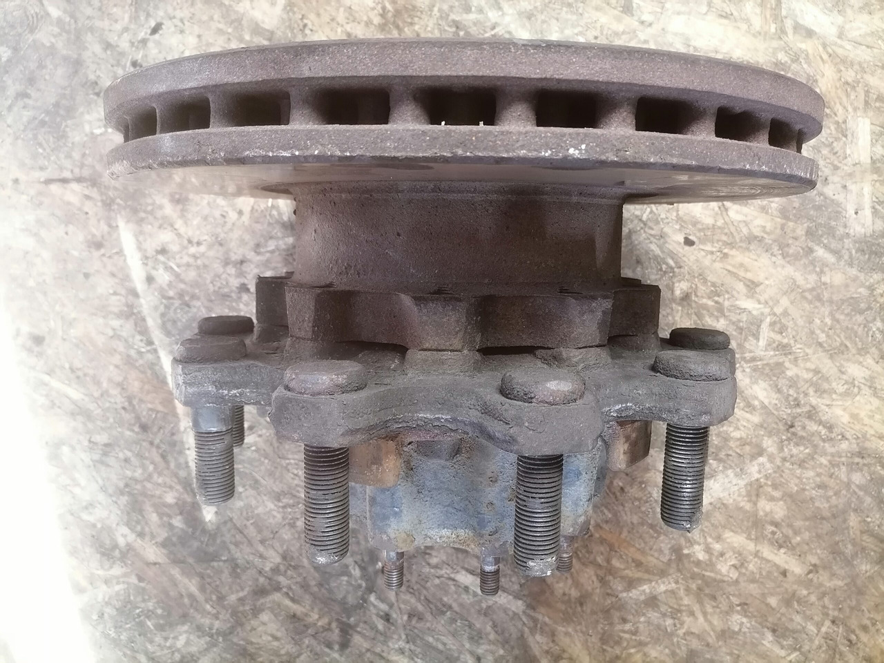 Scania Wheel hub 2290542 - Универсальная запчасть для Грузовиков: фото 5 Scania Wheel hub 2290542 - Универсальная запчасть для Грузовиков: фото 5