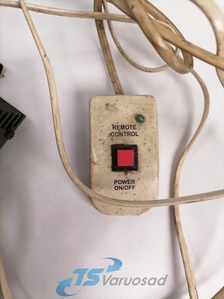 Universaalne Voltage converter A1700W24V - Электрическая система для Грузовиков: фото 3 Universaalne Voltage converter A1700W24V - Электрическая система для Грузовиков: фото 3