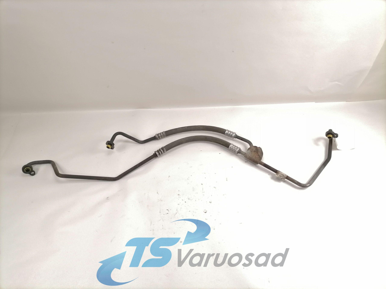Volvo A/C pipe 82499193 - Отопление/ Вентиляция для Грузовиков: фото 2 Volvo A/C pipe 82499193 - Отопление/ Вентиляция для Грузовиков: фото 2