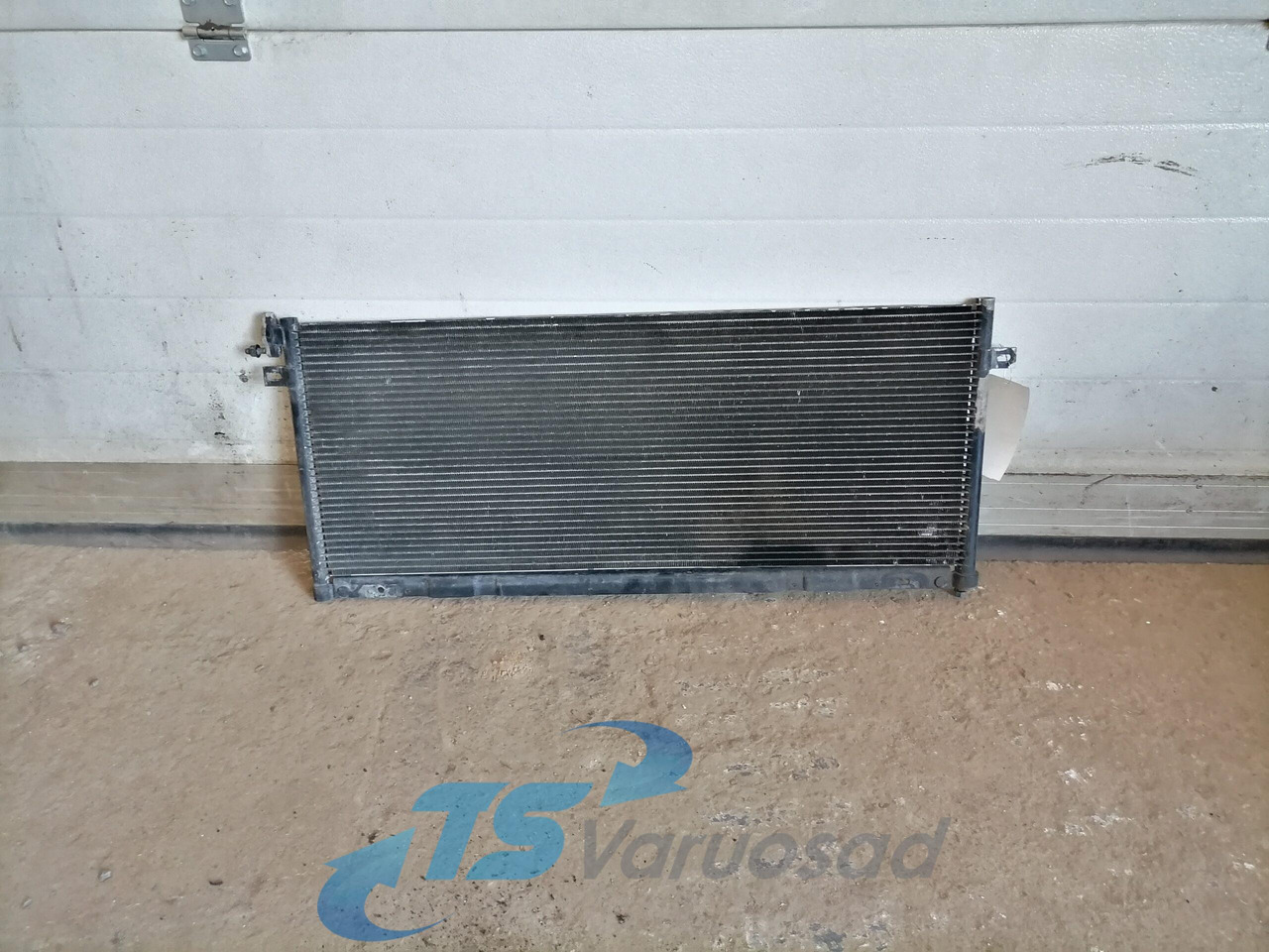 Volvo A/C radiator 22212982 - Отопление/ Вентиляция для Грузовиков: фото 1 Volvo A/C radiator 22212982 - Отопление/ Вентиляция для Грузовиков: фото 1