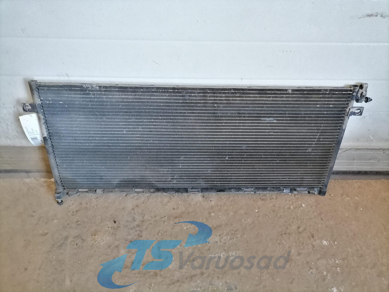 Volvo A/C radiator 22212982 - Отопление/ Вентиляция для Грузовиков: фото 2 Volvo A/C radiator 22212982 - Отопление/ Вентиляция для Грузовиков: фото 2