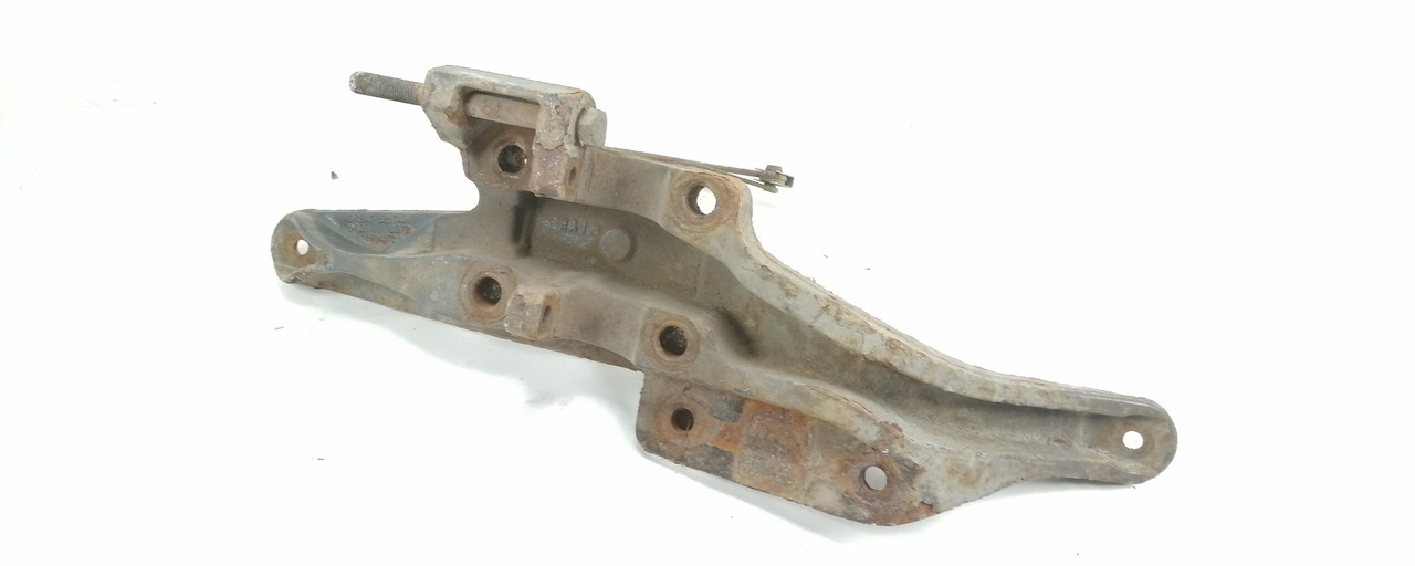 Volvo Bracket 20704076 - Ось и запчасти для Грузовиков: фото 1 Volvo Bracket 20704076 - Ось и запчасти для Грузовиков: фото 1