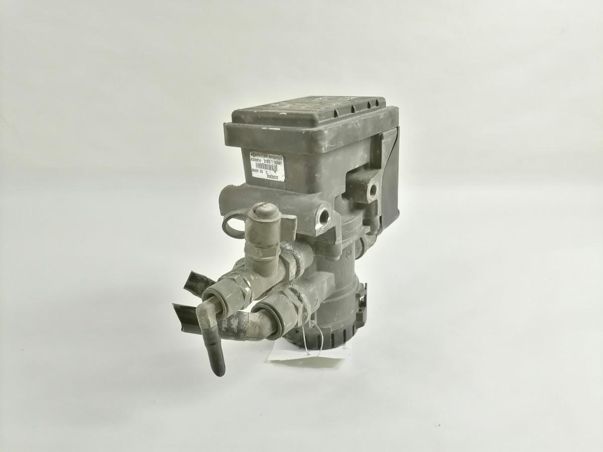 Volvo EBS brake valve 20828237 - Тормозной клапан для Грузовиков: фото 2 Volvo EBS brake valve 20828237 - Тормозной клапан для Грузовиков: фото 2