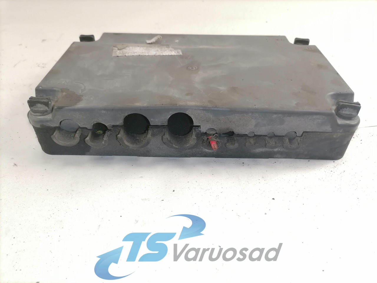 Volvo Fuse box 21717591 - Предохранитель для Грузовиков: фото 3 Volvo Fuse box 21717591 - Предохранитель для Грузовиков: фото 3