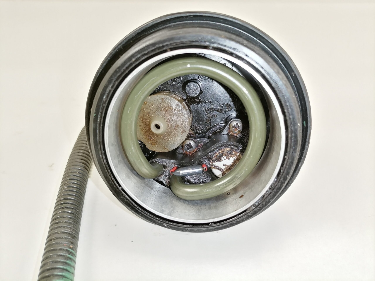 Volvo Kütuse separaatori kaas 20869387 - Топливный фильтр для Грузовиков: фото 3 Volvo Kütuse separaatori kaas 20869387 - Топливный фильтр для Грузовиков: фото 3