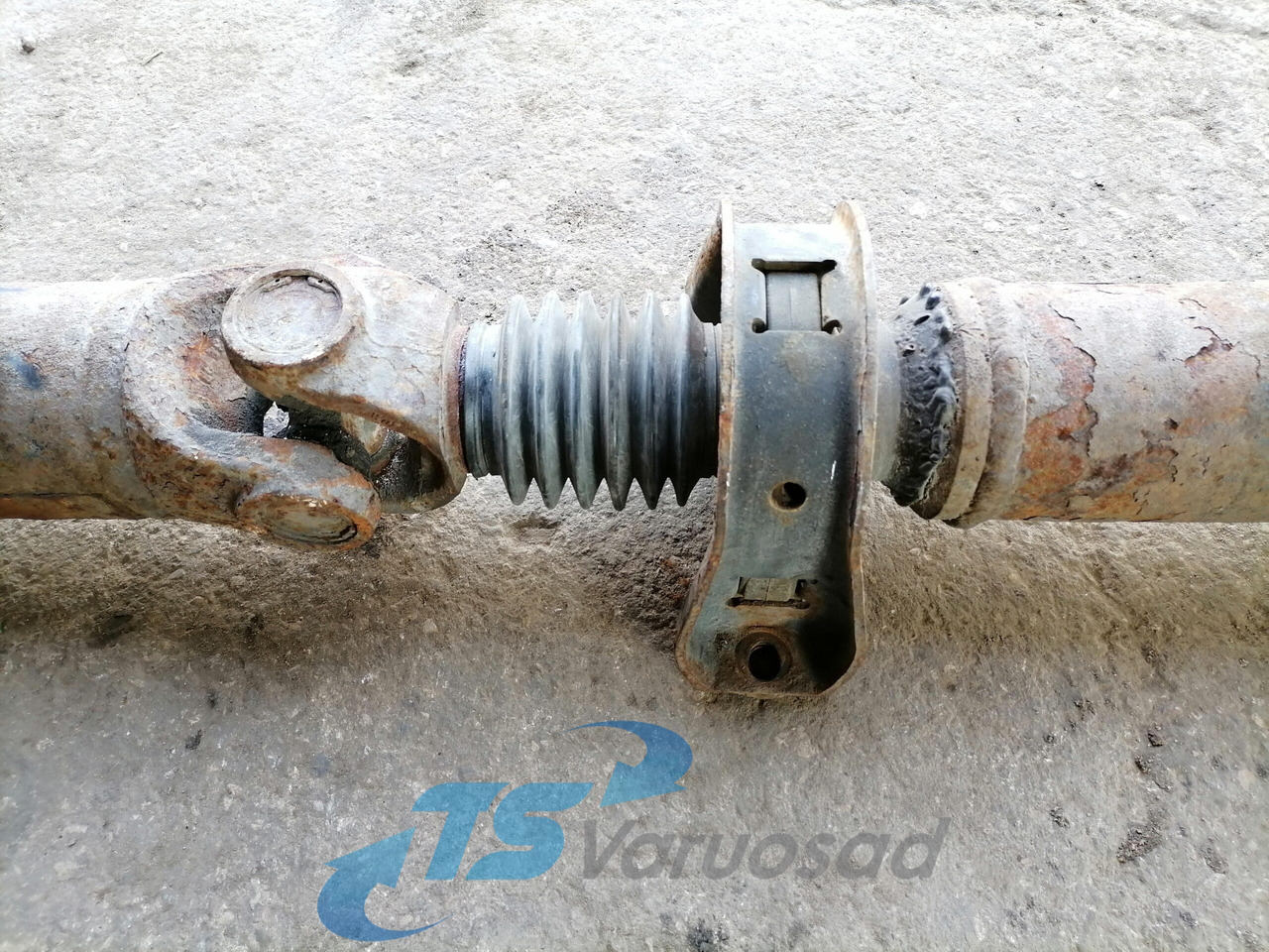 Volvo Propeller shaft 20735186 - Карданный вал для Грузовиков: фото 2 Volvo Propeller shaft 20735186 - Карданный вал для Грузовиков: фото 2