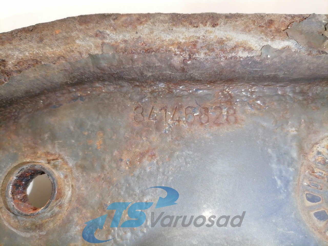 Volvo light bracket 84146828 - Свет/ Освещение для Грузовиков: фото 3 Volvo light bracket 84146828 - Свет/ Освещение для Грузовиков: фото 3