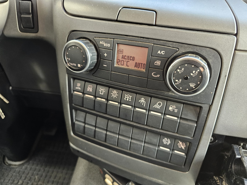 Подметально-уборочная машина MAN TGM 15.240 BL / TIPPER / DOKA / VEEG / SWEEPER: фото 18