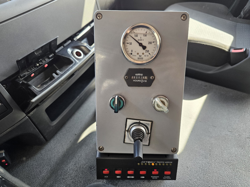 Подметально-уборочная машина MAN TGM 15.240 BL / TIPPER / DOKA / VEEG / SWEEPER: фото 20