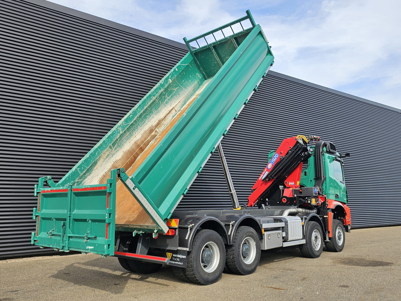 Mercedes-Benz AROCS 4145 / 8X6 / TIPPER + HMF CRANE - Самосвал, Автоманипулятор: фото 4 Mercedes-Benz AROCS 4145 / 8X6 / TIPPER + HMF CRANE - Самосвал, Автоманипулятор: фото 4
