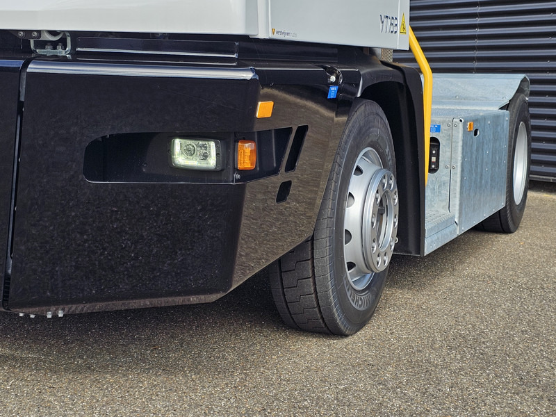 Terberg YT193 / !!NEW!! / TERMINAL / RANGEERTREKKER - Терминальный тягач: фото 4 Terberg YT193 / !!NEW!! / TERMINAL / RANGEERTREKKER - Терминальный тягач: фото 4