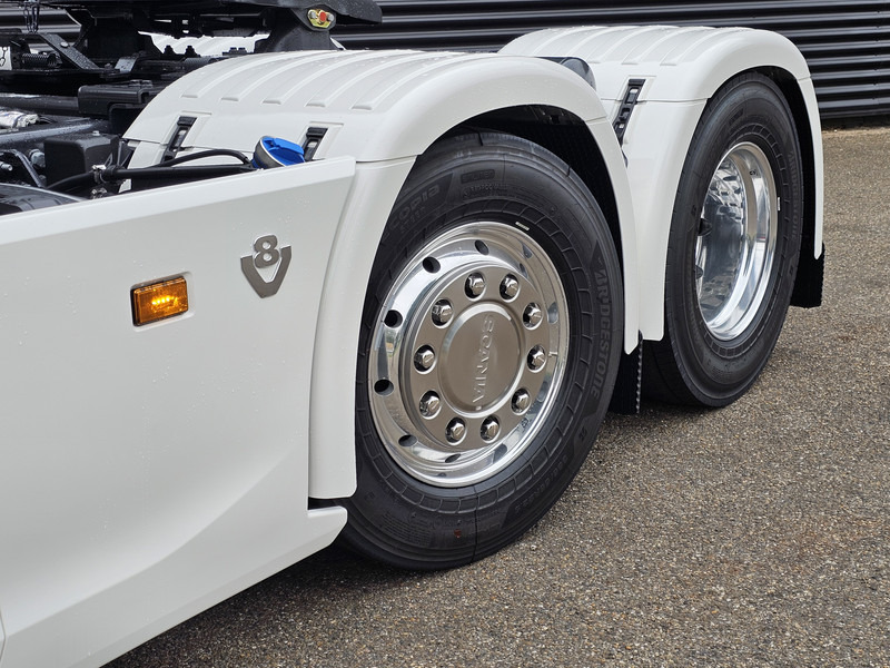 Scania S660 V8 6x2/4 / 2 x PTO / PARKING COOLER / FULL AIR - Тягач: фото 5 Scania S660 V8 6x2/4 / 2 x PTO / PARKING COOLER / FULL AIR - Тягач: фото 5