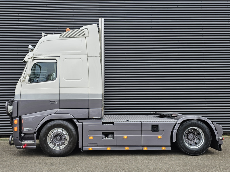 Volvo FH400 / SHOWTRUCK / SPECIAL / EXHAUST VALVE / 4X2 - Тягач: фото 5 Volvo FH400 / SHOWTRUCK / SPECIAL / EXHAUST VALVE / 4X2 - Тягач: фото 5