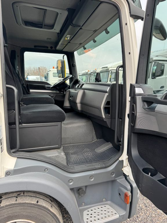 MAN 12.250 4X2 Koffer LBW Klima Diff.Sperre AHK MAN 12.250 4X2 Koffer LBW Klima Diff.Sperre AHK - Грузовик с закрытым кузовом: фото 5 MAN 12.250 4X2 Koffer LBW Klima Diff.Sperre AHK MAN 12.250 4X2 Koffer LBW Klima Diff.Sperre AHK - Грузовик с закрытым кузовом: фото 5