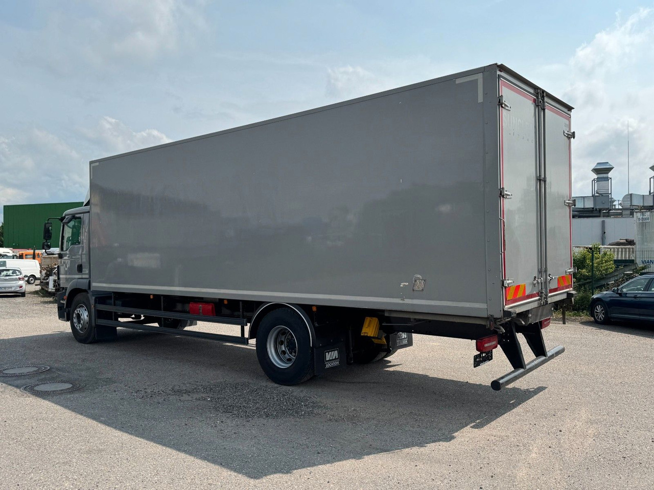 Тентованный грузовик MAN 18.290 4X2 Koffer / Plane Top Zustand 8,30 Meter: фото 11