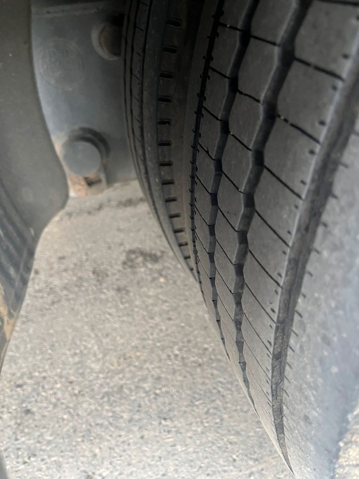 Тентованный грузовик MAN 8.220 4X2 Pritschenwagen: фото 12 Тентованный грузовик MAN 8.220 4X2 Pritschenwagen: фото 12