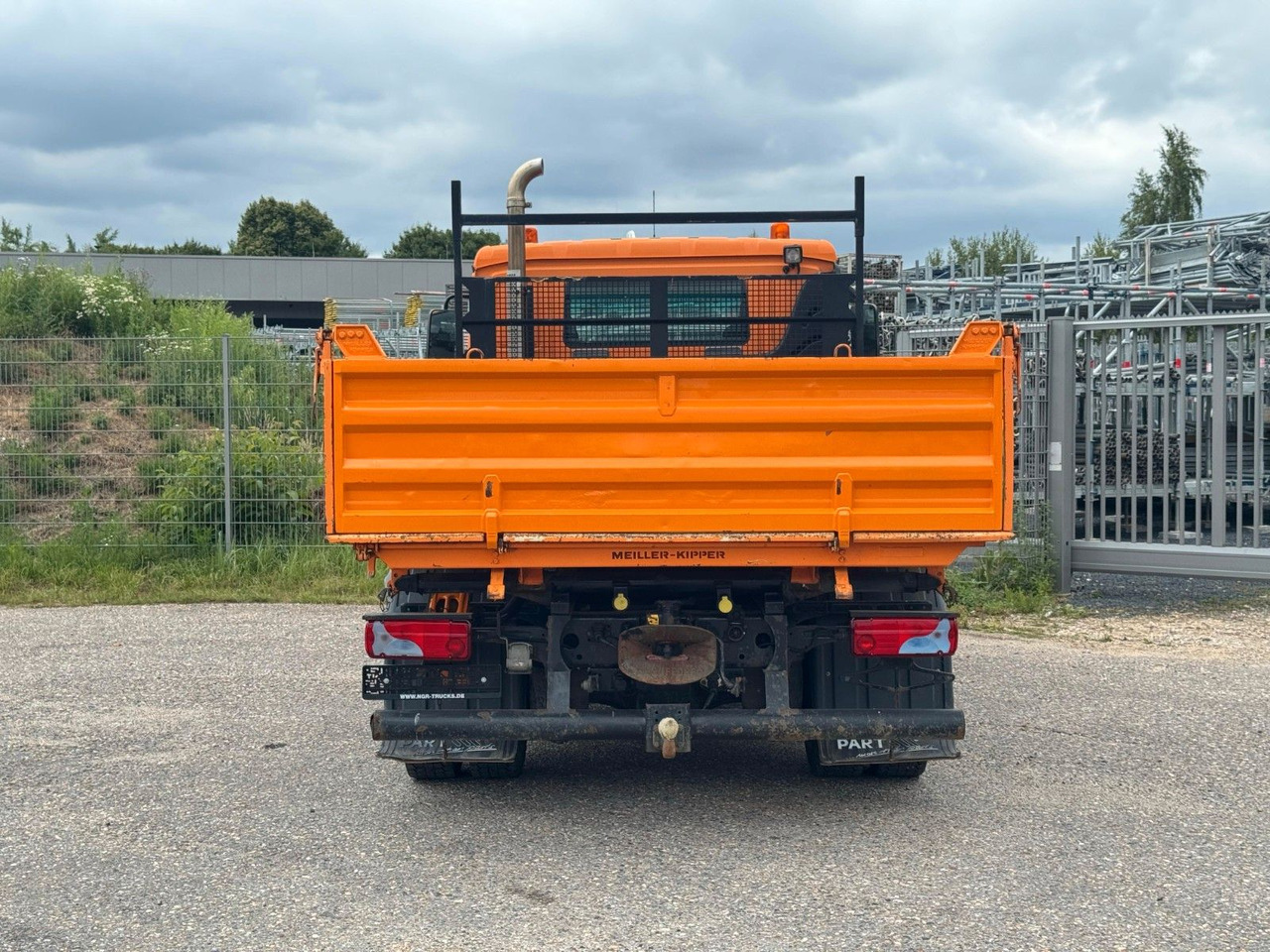 MAN 8.220 4x2 Meiller 3S. Kipper AHK Sperrdiff. TOP - Самосвал: фото 5 MAN 8.220 4x2 Meiller 3S. Kipper AHK Sperrdiff. TOP - Самосвал: фото 5