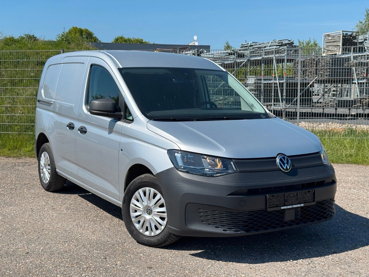 Volkswagen Caddy 4x2 | Klima | AHK | PDC | Spurhalteass. - Пассажирский фургон: фото 1 Volkswagen Caddy 4x2 | Klima | AHK | PDC | Spurhalteass. - Пассажирский фургон: фото 1