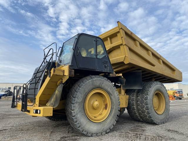 CAT 777F - Карьерный самосвал: фото 1 CAT 777F - Карьерный самосвал: фото 1