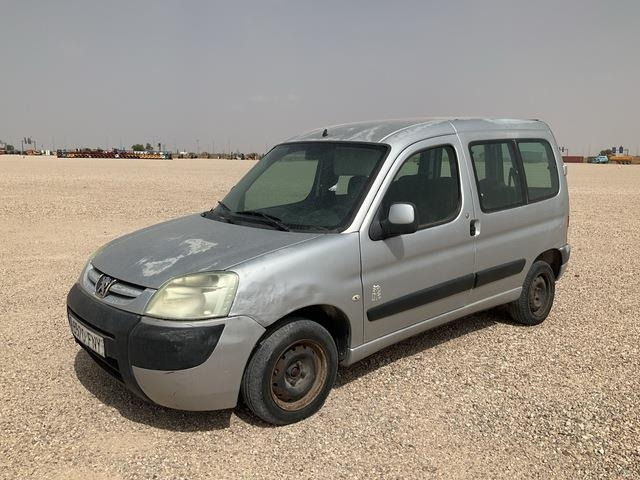 Peugeot Partner - Микроавтобус, Пассажирский фургон: фото 1 Peugeot Partner - Микроавтобус, Пассажирский фургон: фото 1