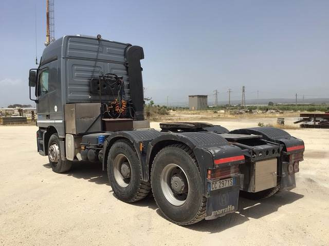 Mercedes-Benz Actros 3353S - Тягач: фото 2 Mercedes-Benz Actros 3353S - Тягач: фото 2
