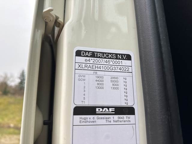DAF XF450 - Грузовик-контейнеровоз/ Сменный кузов: фото 5 DAF XF450 - Грузовик-контейнеровоз/ Сменный кузов: фото 5