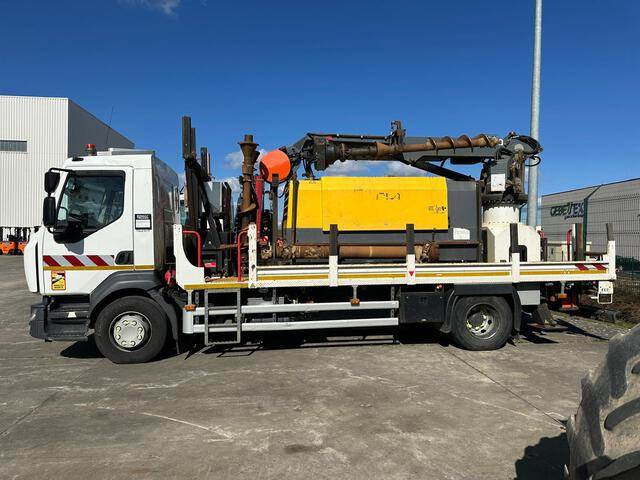Renault D250 - Буровая машина: фото 3 Renault D250 - Буровая машина: фото 3
