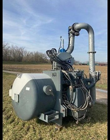 SGT Fronttank + Guelleaufbau Xerion 3800 VC - Цистерна для жидкого навоза: фото 3 SGT Fronttank + Guelleaufbau Xerion 3800 VC - Цистерна для жидкого навоза: фото 3