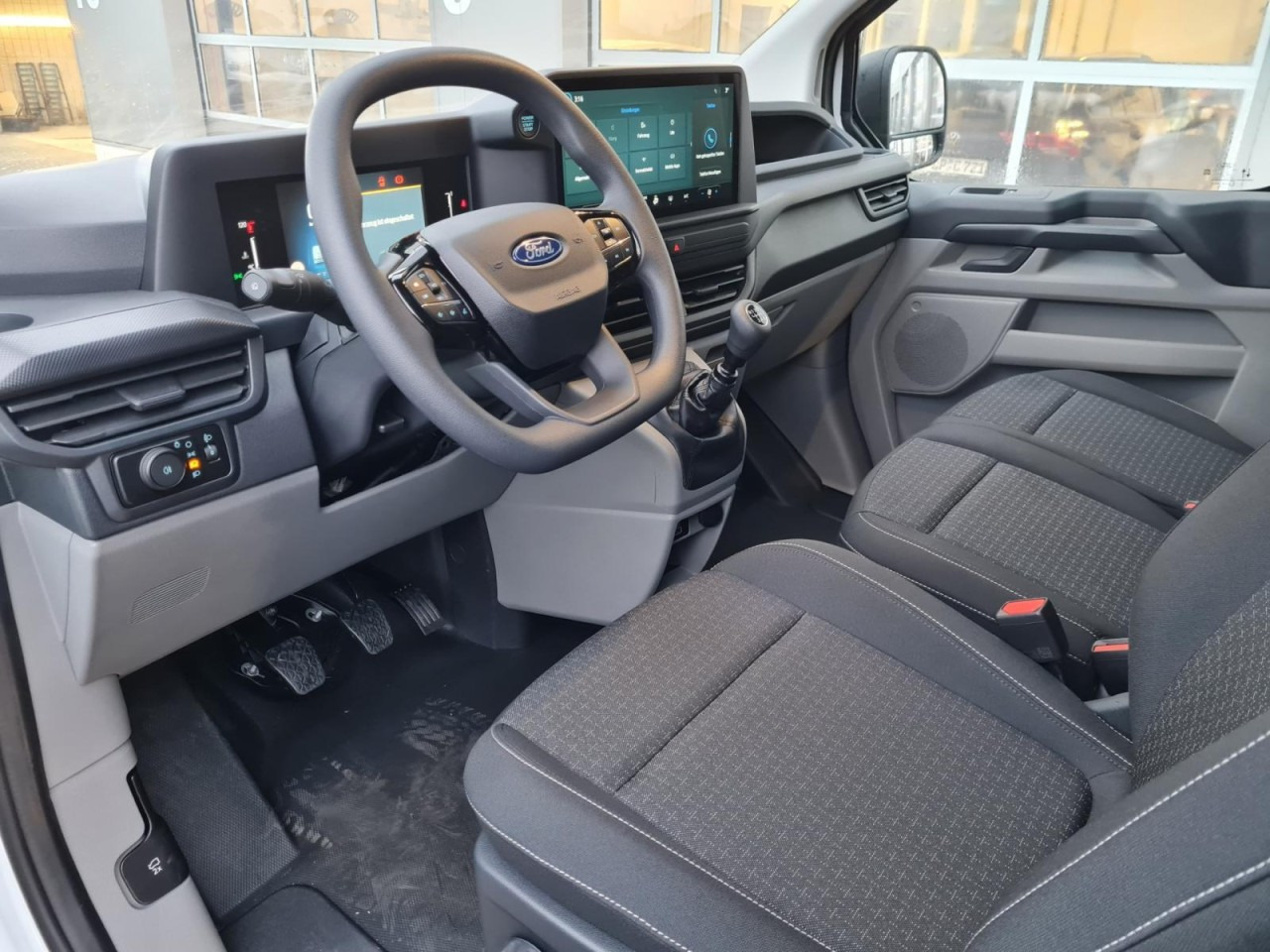 Микроавтобус, Пассажирский фургон Ford Ford Transit Custom Kombi 320 L2 Trend 9 Sitze KAMERA: фото 7