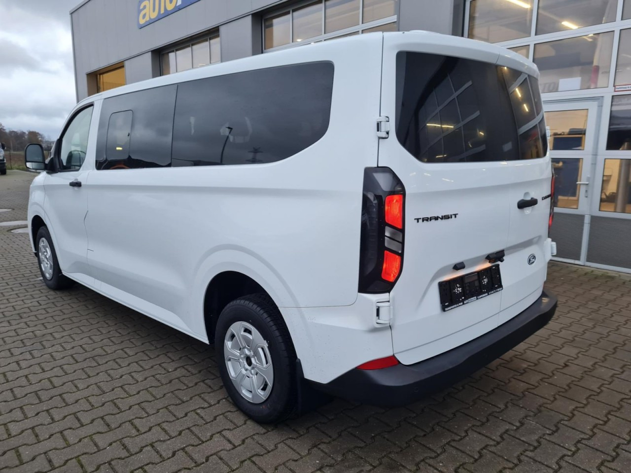Микроавтобус, Пассажирский фургон Ford Ford Transit Custom Kombi 320 L2 Trend 9 Sitze KAMERA: фото 6