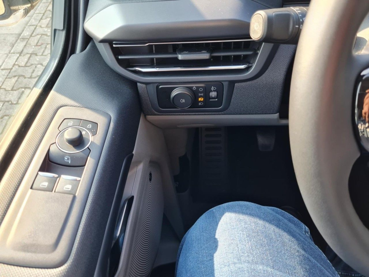 Пассажирский фургон Ford Tourneo Custom 320 Titanium X L1 AHK LED LMF NAV: фото 27