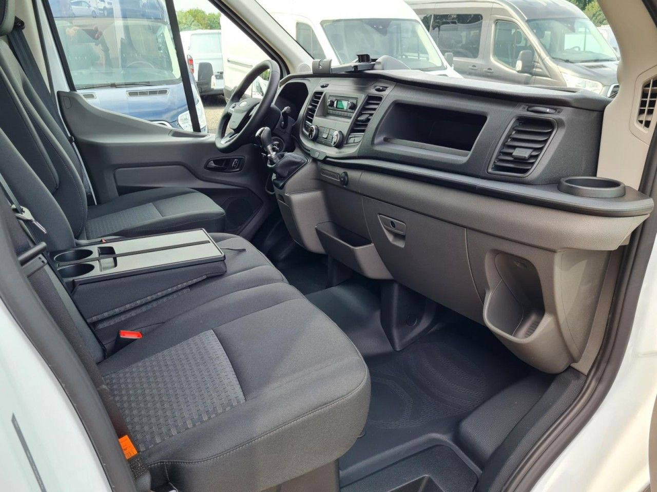 Малотоннажный бортовой грузовик Ford Transit 350 Doka L3 L4 Trend RWD AHK KLIMA TEMPO: фото 13
