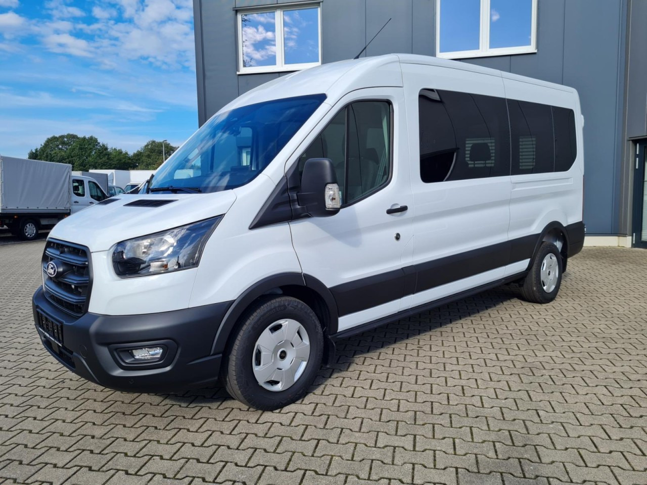Ford Transit 350 Kombi TDCi L3 AG Trend 9 Sitze AHK KAMERA - Микроавтобус, Пассажирский фургон: фото 3 Ford Transit 350 Kombi TDCi L3 AG Trend 9 Sitze AHK KAMERA - Микроавтобус, Пассажирский фургон: фото 3