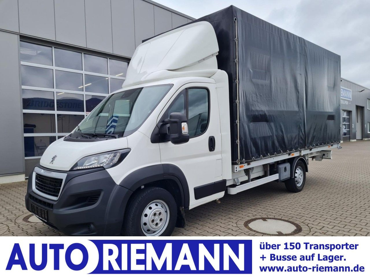 Peugeot Boxer 3,5t Pritsche Plane 2.2 HDi L4 435 - Тентованный фургон: фото 1 Peugeot Boxer 3,5t Pritsche Plane 2.2 HDi L4 435 - Тентованный фургон: фото 1