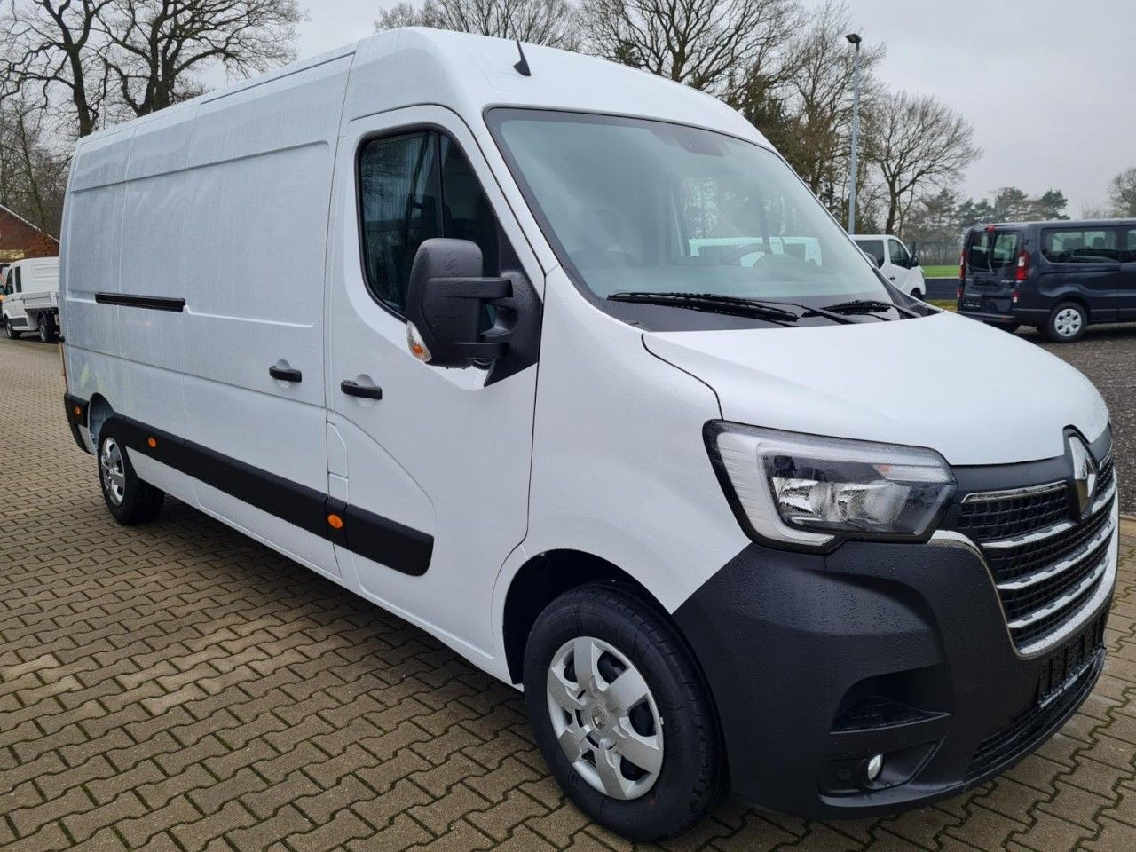 Renault Master 35 Kasten L3H2 PDC KLIMA KOMFORT Navi App - Цельнометаллический фургон: фото 3 Renault Master 35 Kasten L3H2 PDC KLIMA KOMFORT Navi App - Цельнометаллический фургон: фото 3