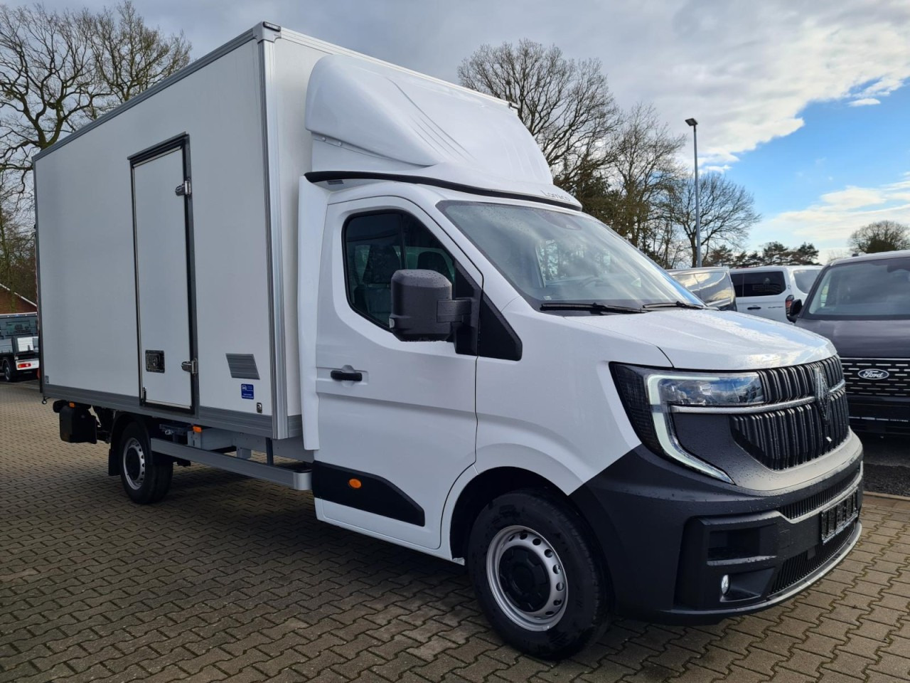 Renault Master 35 New Möbel Koffer LBW KAMERA LUFTFEDERUNG - Фургон с закрытым кузовом: фото 3 Renault Master 35 New Möbel Koffer LBW KAMERA LUFTFEDERUNG - Фургон с закрытым кузовом: фото 3