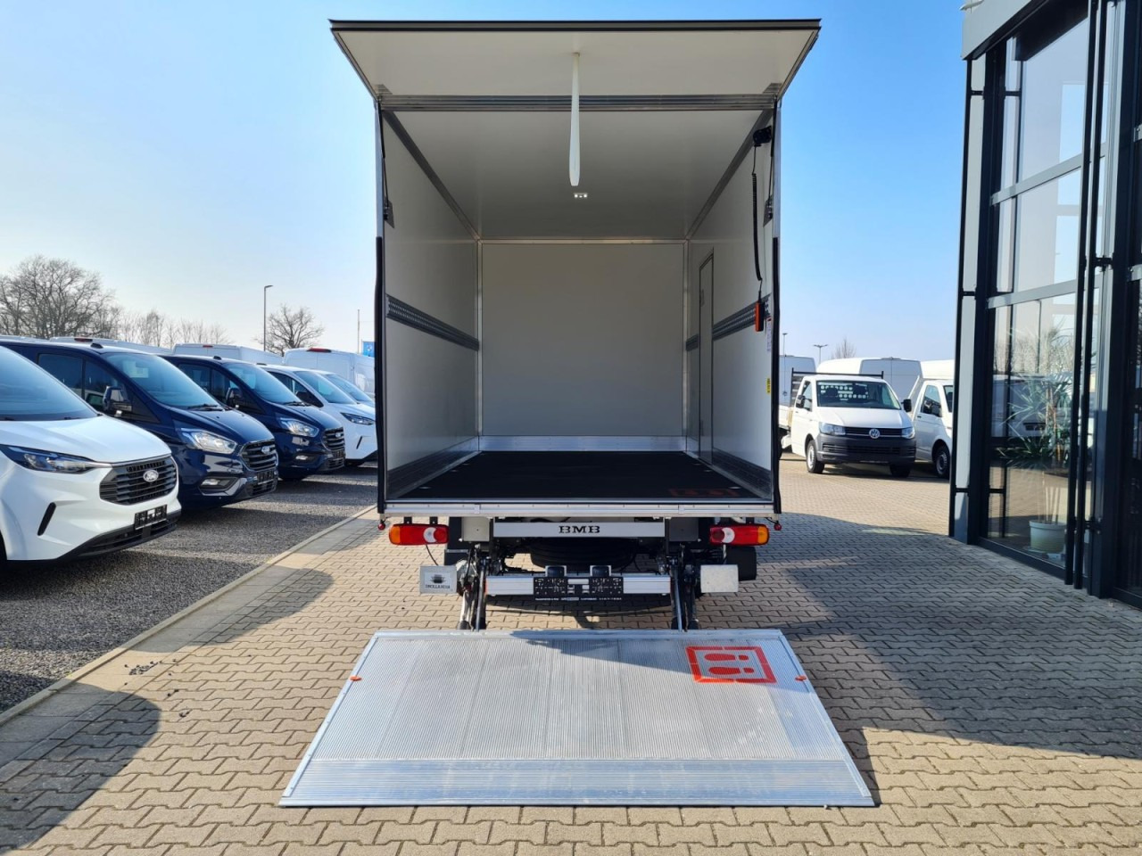 Renault Master 35 New Möbel Koffer LBW KAMERA LUFTFEDERUNG - Фургон с закрытым кузовом: фото 5 Renault Master 35 New Möbel Koffer LBW KAMERA LUFTFEDERUNG - Фургон с закрытым кузовом: фото 5