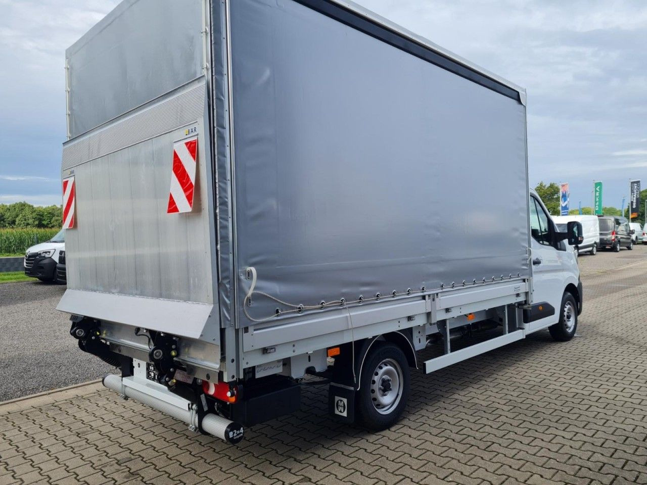 Renault Master Pritsche Schiebe Plane LBW Luftfederung - Тентованный фургон: фото 5 Renault Master Pritsche Schiebe Plane LBW Luftfederung - Тентованный фургон: фото 5