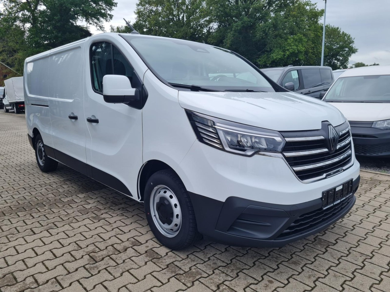 Renault Trafic Kühlkasten L2 KLIMA LED NAVI/APP PDC TEMPOMAT - Фургон-рефрижератор: фото 3 Renault Trafic Kühlkasten L2 KLIMA LED NAVI/APP PDC TEMPOMAT - Фургон-рефрижератор: фото 3