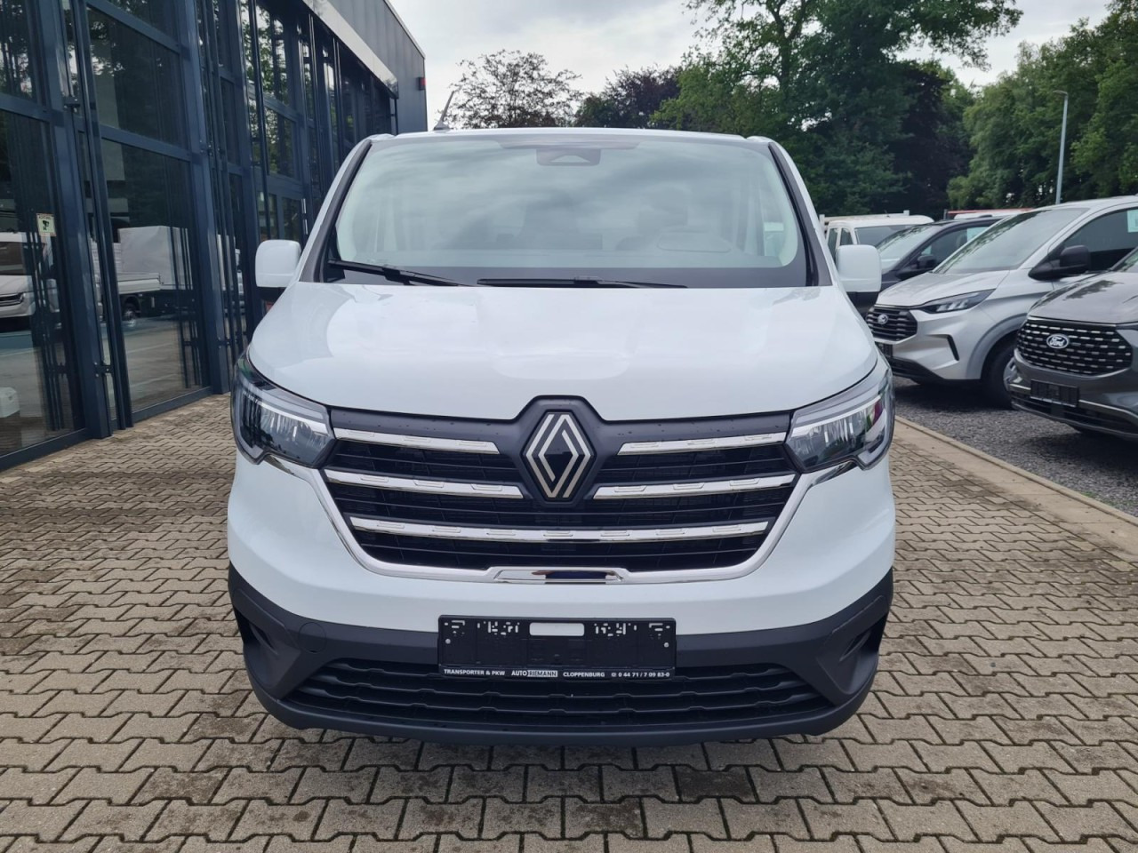 Renault Trafic Kühlkasten L2 KLIMA LED NAVI/APP PDC TEMPOMAT - Фургон-рефрижератор: фото 2 Renault Trafic Kühlkasten L2 KLIMA LED NAVI/APP PDC TEMPOMAT - Фургон-рефрижератор: фото 2