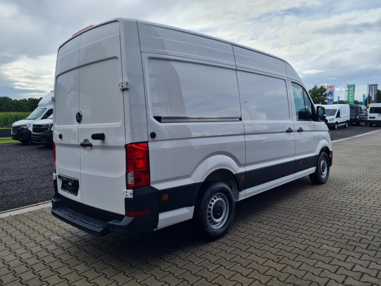 Volkswagen Crafter 35 Kasten TDI MR PDC KLIMA Tempomat L3H3 - Цельнометаллический фургон: фото 4 Volkswagen Crafter 35 Kasten TDI MR PDC KLIMA Tempomat L3H3 - Цельнометаллический фургон: фото 4