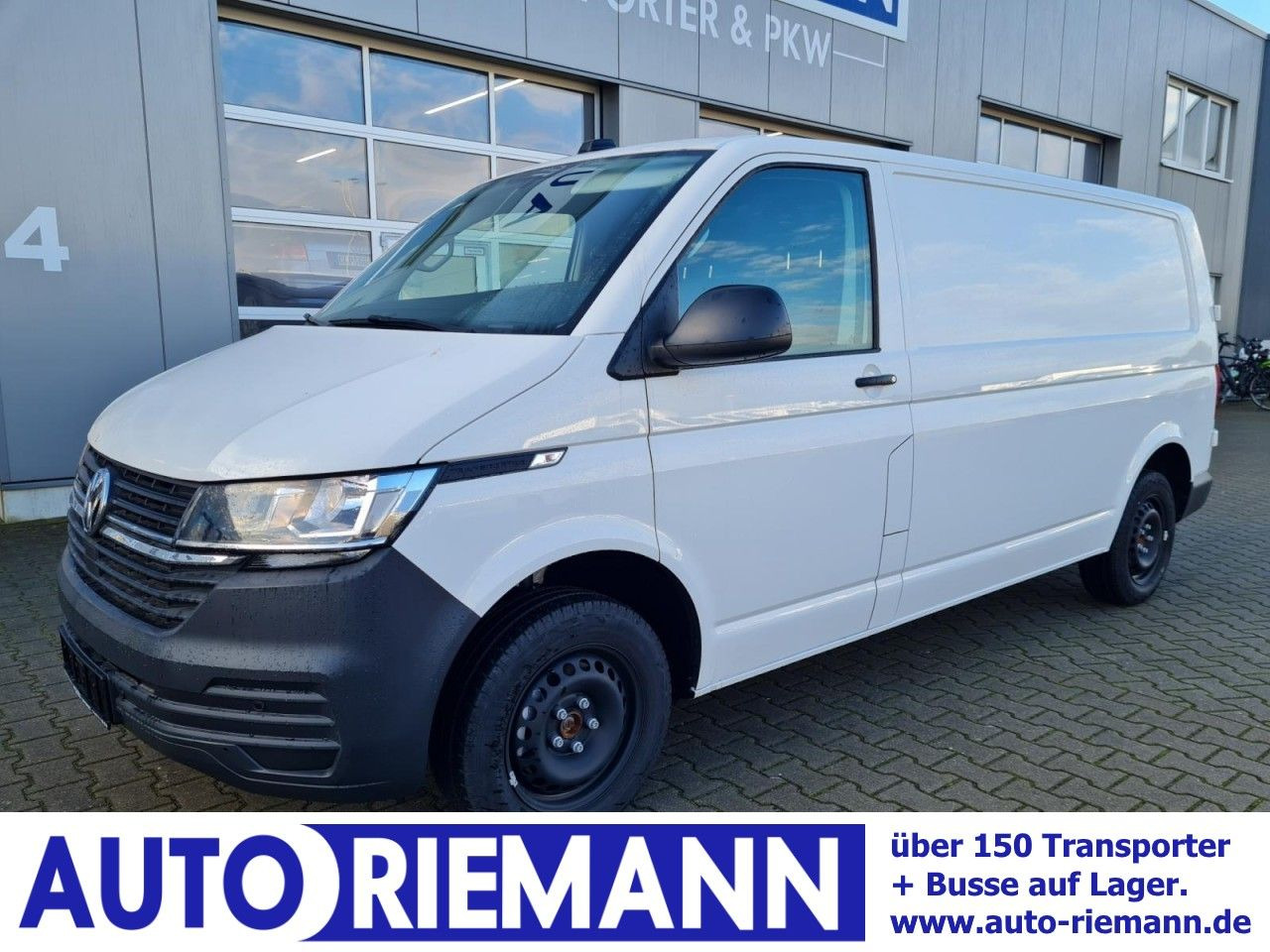 Volkswagen T6.1 Kasten lang DSG KLIMA KOMFORT ACC TEMPO PDC - Легковой фургон: фото 1 Volkswagen T6.1 Kasten lang DSG KLIMA KOMFORT ACC TEMPO PDC - Легковой фургон: фото 1