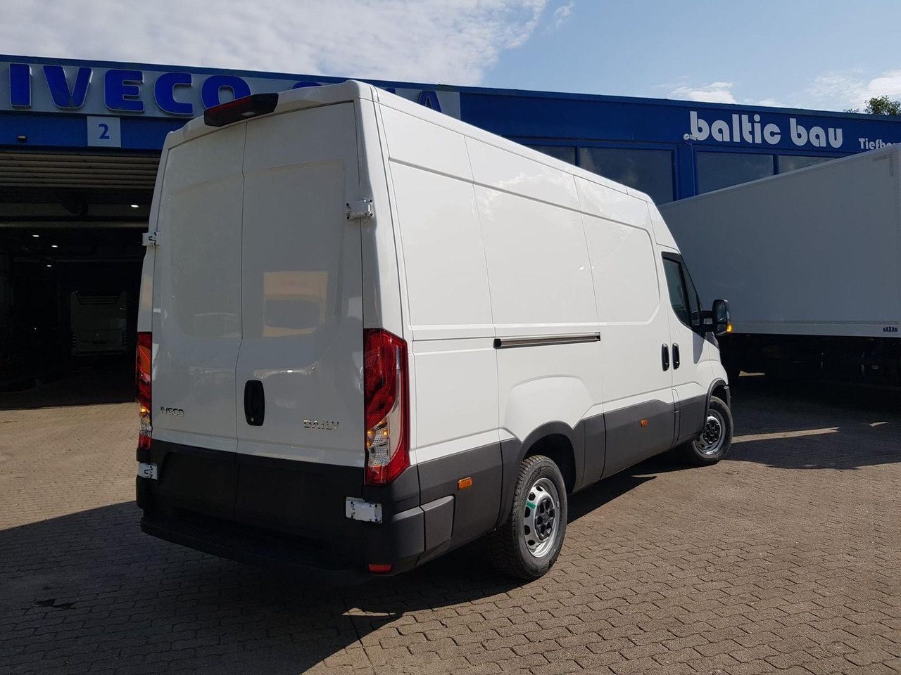 Цельнометаллический фургон Iveco Daily 35S14A8 V Y mit Rückfahrkamera und Radi...: фото 6