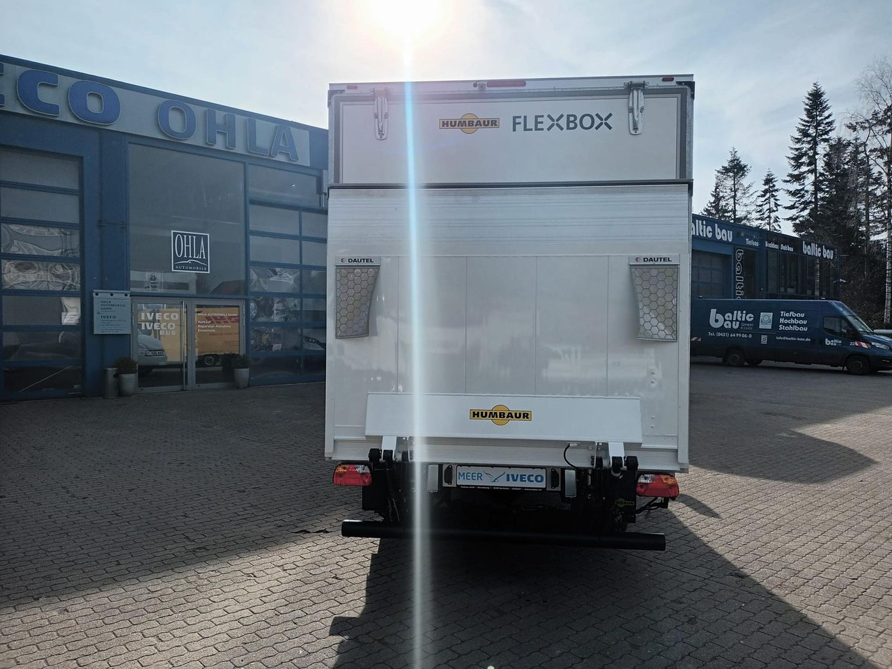 Iveco Daily 35S14HE Koffer LBW, Rückfahrkamera 2x a... - Фургон с закрытым кузовом: фото 3 Iveco Daily 35S14HE Koffer LBW, Rückfahrkamera 2x a... - Фургон с закрытым кузовом: фото 3