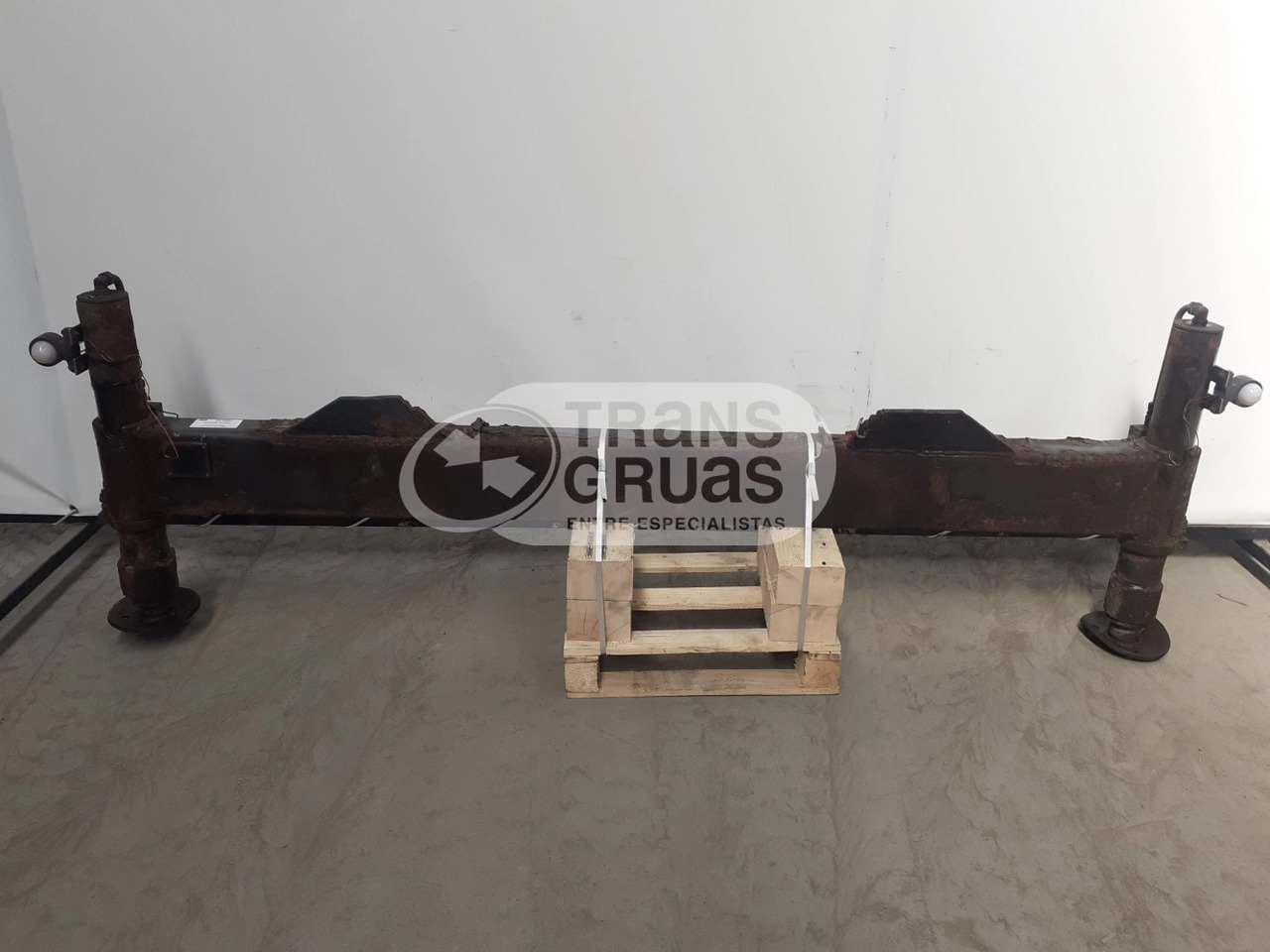 Estabilizador fijo a 2.300 mm - Навесное оборудование для Кранов: фото 3 Estabilizador fijo a 2.300 mm - Навесное оборудование для Кранов: фото 3