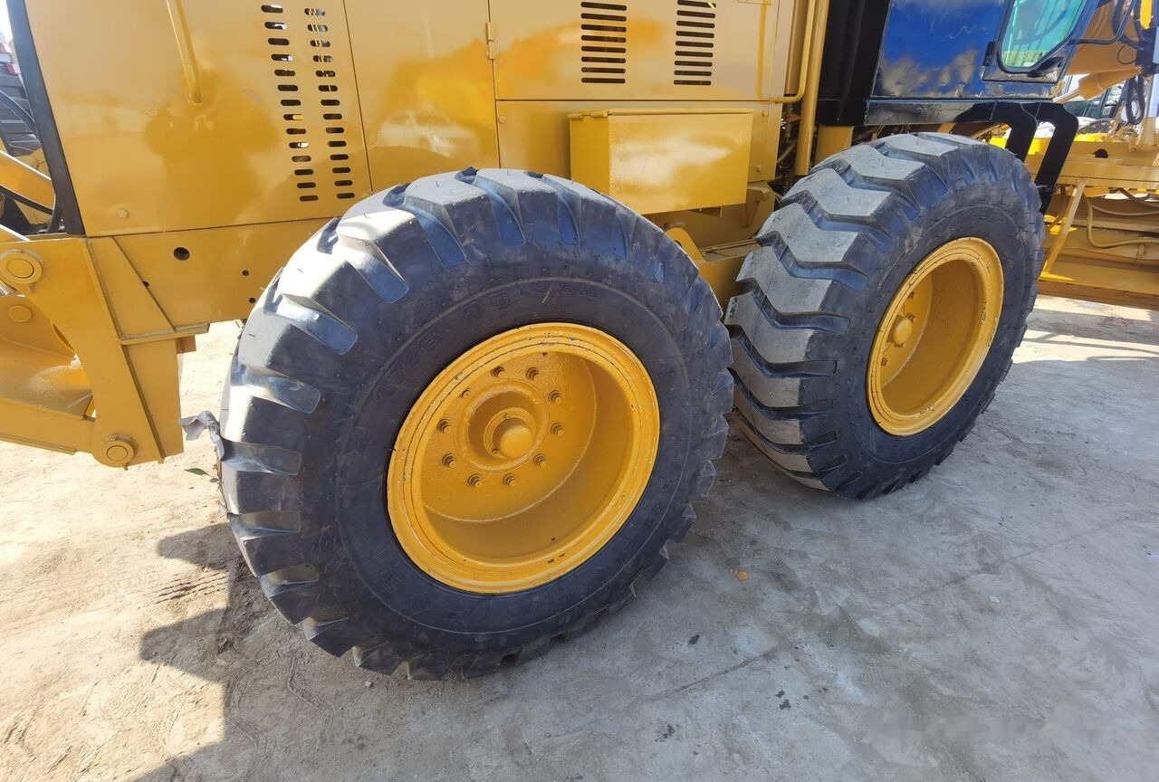 Caterpillar 140H - Грейдер: фото 3 Caterpillar 140H - Грейдер: фото 3