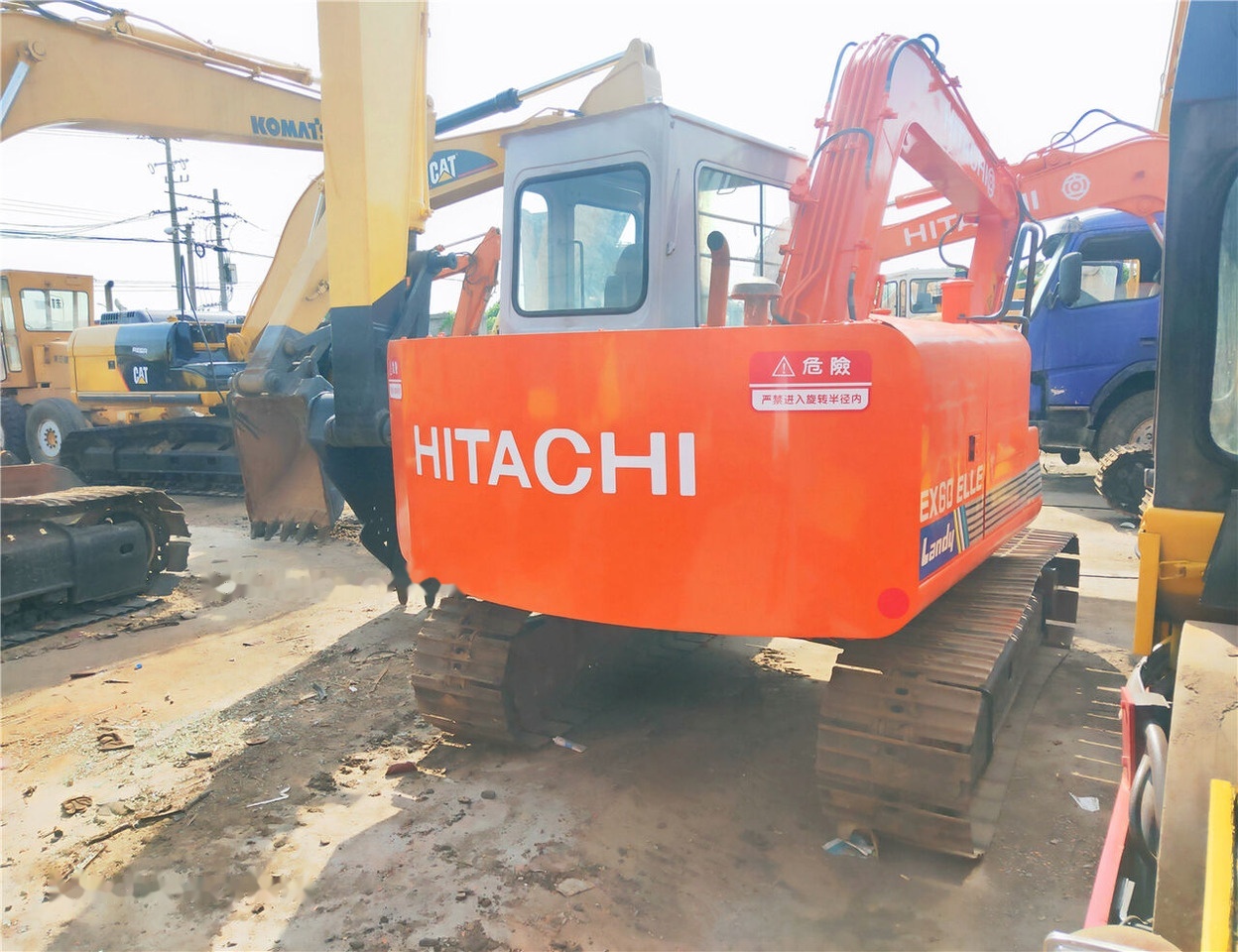 Hitachi EX60 - Мини-экскаватор: фото 5 Hitachi EX60 - Мини-экскаватор: фото 5