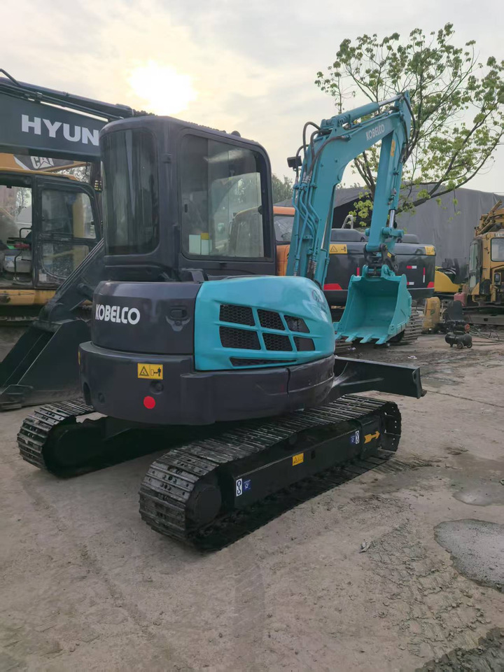 KOBELCO SK55 - Мини-экскаватор: фото 4 KOBELCO SK55 - Мини-экскаватор: фото 4