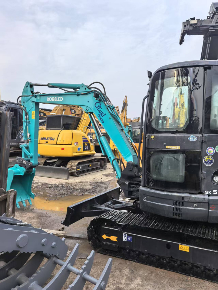 KOBELCO SK55 - Мини-экскаватор: фото 2 KOBELCO SK55 - Мини-экскаватор: фото 2