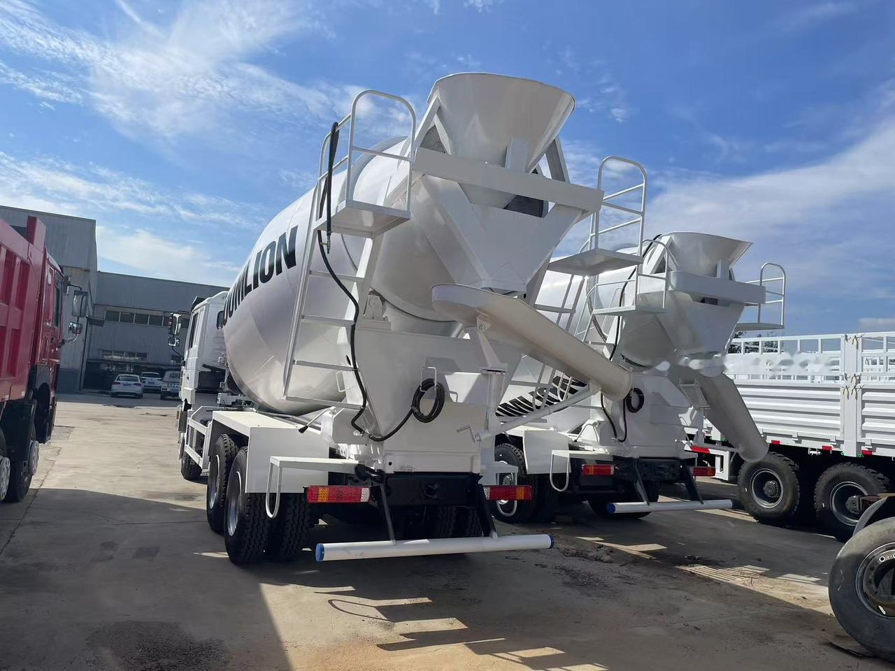 Автобетоносмеситель Shacman F3000 Concrete mixer truck: фото 8